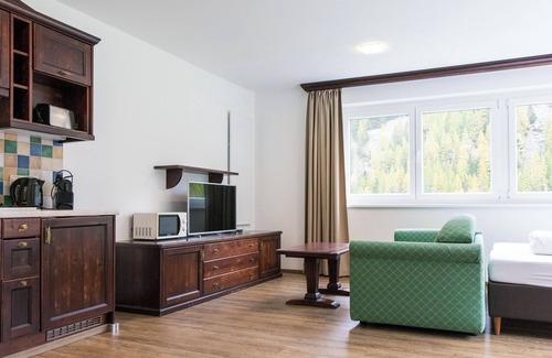 Zwieselstein Apartment | "Studio with Balcony (ZW 2)"