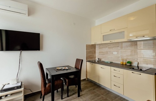 Herceg Novi Apartment | Studio with Beautiful Sea View