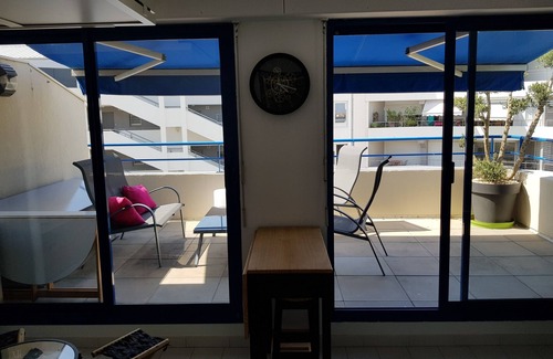 Le Grau-Du-Roi Apartment | Studio with big terrace accés direct beach.