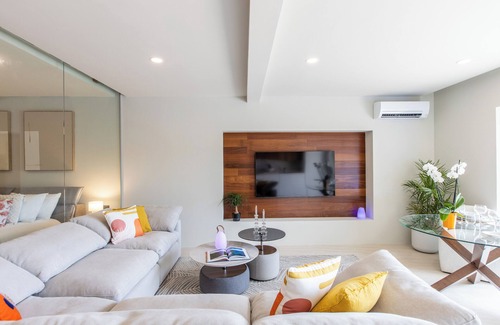 Bellevue Hotel | Studio with direct access to the pool | Villa 6
