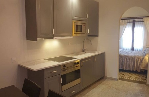 Munebrega Apartment | Studio with Jacuzzi America
