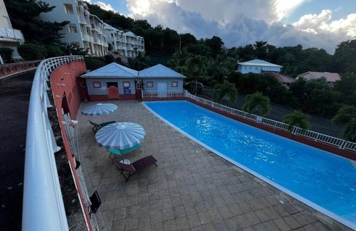 Tartane Apartment | Studio with pool 5 minutes from the beach! TARTANE
