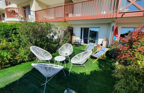 Guerande Apartment | Studio with pool in Guérande