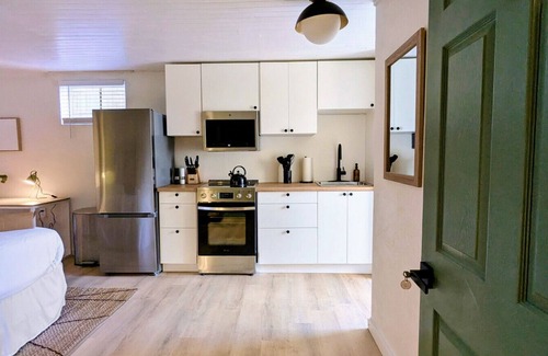 Pleasant View Apartment | Studio with Private Entrance & Bath| Backs to NREL