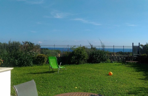 Santa Tecla Apartment | Studio with private terrace, sea view pool and wifi