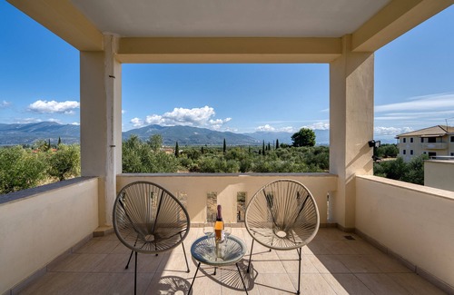 Piperitsa Apartment | Studio with terraces for nomads or holidays