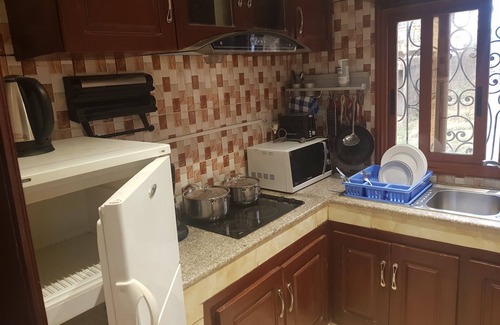 Douala Apartment | Studio1 (creamy honey) Residence Kuwait City. (bonamoussadi) banged