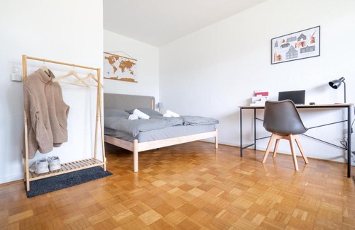 Nordstadt Apartment | Studioapartment mit Küche und großem Balkon