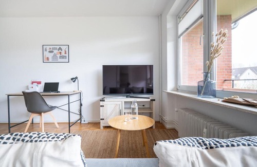 Nordstadt Apartment | Studioapartment mit Küche und großem Balkon