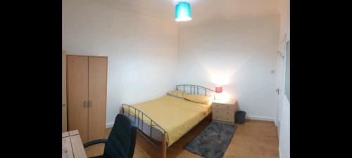 Reading Apartment | Studios & Ensuite Doubles - Central RG1 - Oracle - Station & Hospital