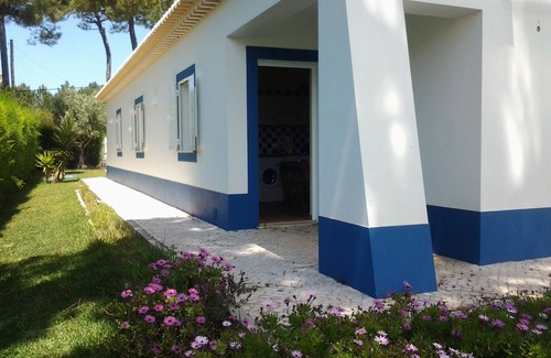 Aljezur Apartment | Study in Casa Vicente
