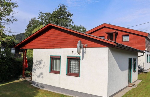Klopein House | Stunning private villa for 6 guests with WIFI, TV, terrace and pets allowed
