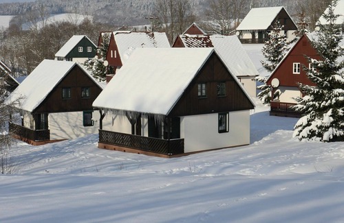Cerny Dul House | Stunning private villa for 6 guests with WIFI, pool, TV, terrace and pets allowed