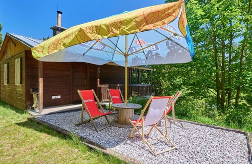Mlade Buky House | Stunning private villa for 4 guests with WIFI, pool, TV, patio and pets allowed