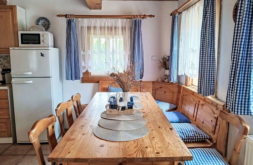 Studenec House | Stunning private villa for 8 guests with WIFI, TV, patio, pets allowed and parking