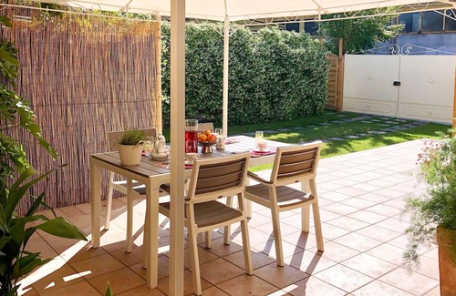 Capanne-Prato-Cinquale House | Stunning villa for 4 guests with WIFI, TV, patio and parking