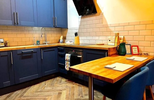 Glasgow Westend Apartment | Stunning 1 bed Apt in West End