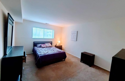 Elkins Park Apartment | Stunning 1-bedroom condo available for both short and long-term