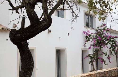 Olhao Villa | Stunning 19th century Villa in Olhao with pool, lush garden, close to beach.
