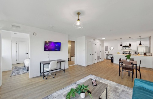 Downtown Wilmington Apartment | Stunning 1Bd/1Bth I New Construction