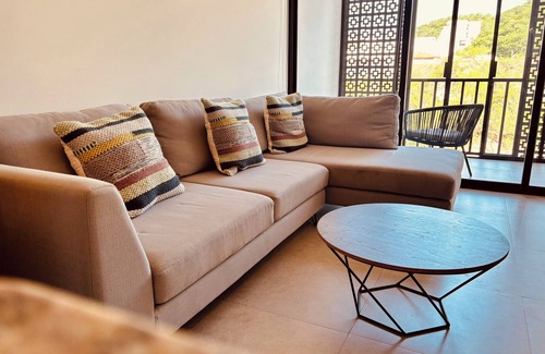 Santa Maria Huatulco Condo | Stunning 2-bedroom condo with rooftop pool & walking distance beach in Huatulco.