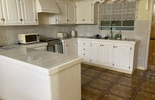 Grand Roy House | Stunning 2-bed Apartment in Grand Roy, Grenada
