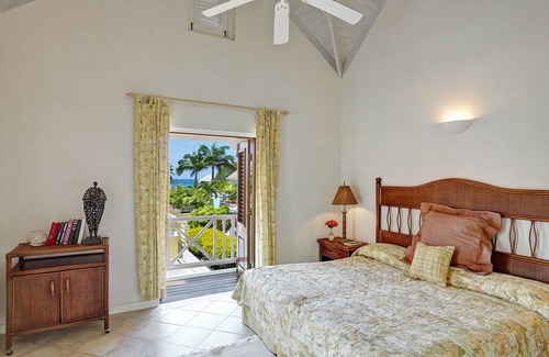 Little Battaleys Villa | Stunning 2 bedroom villa in paradise - 2 mins from beach