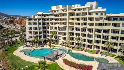 Cabo Bello Apartment | Stunning 2 BR with Ocean Views & Jacuzzi by the Beach