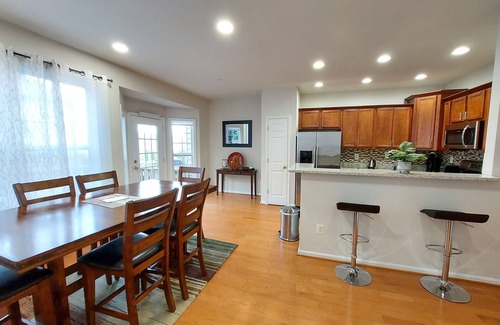 Stafford House | Stunning 2400 Sqft. 4 BR, 3.5 BT in the most convenient location to Quantico