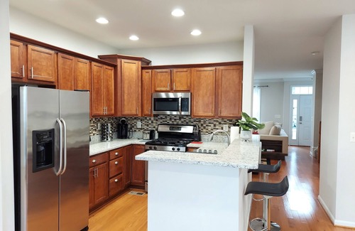 Stafford House | Stunning 2400 Sqft. 4 BR, 3.5 BT in the most convenient location to Quantico