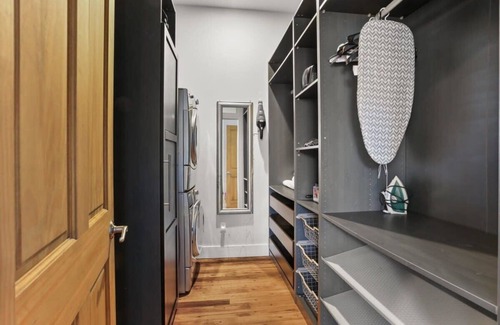 Faubourg Delachaise House | Stunning 2BD | Uptown-Music Vibes | Gated Parking