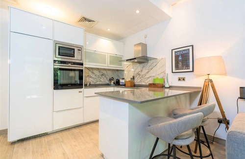Downtown Dubai Apartment | Stunning 2Bedroom in Dubai Downtown