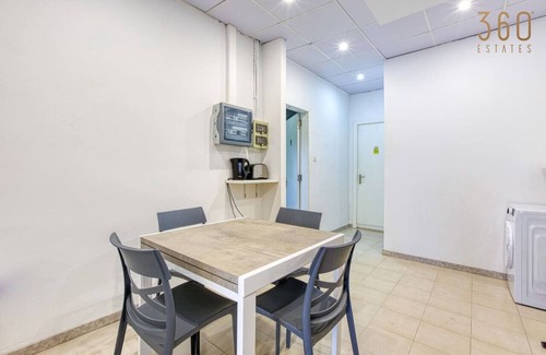 Sliema Apartment | Stunning 2BR Apt with Panoramic Sliema Views!