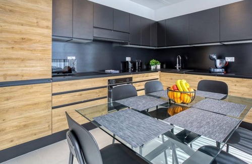 Qawra Apartment | Stunning 2BR Penthouse with large Terrace in Qawra