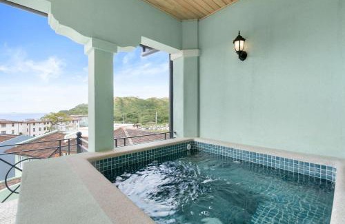 Las Catalinas House | Stunning 3-BD Beachside Home with Small Pool