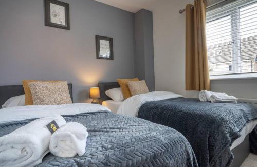 Skegby House | Stunning 3 bed House - Nr Kings Mill Hospital - 2 Parking Spaces, Wifi & Garden