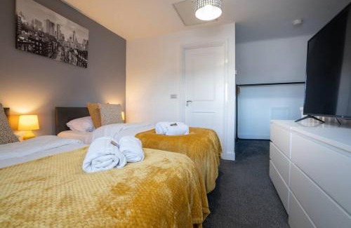 Skegby House | Stunning 3 bed House - Nr Kings Mill Hospital - 2 Parking Spaces, Wifi & Garden