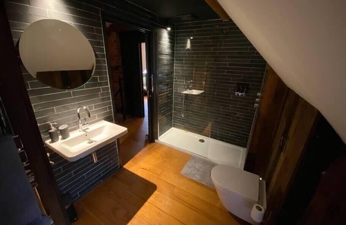Whitacre Heath House | Stunning 3BD Character House near Coleshill