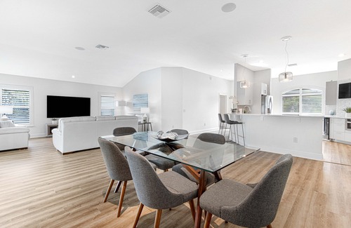 The Villages House | Stunning 3BR 2BA with heated pool and water view