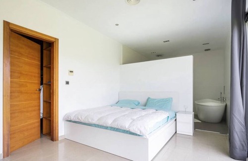 Ojen Villa | Stunning 4 br villa in the hills of Marbella!