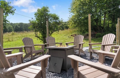 East Stroudsburg House | Stunning 4BR, 4BA Luxury Home with Hot Tub, Game Room & Fire Pit! Sleeps 12
