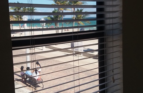 Hollywood Condo | *Stunning 5☆ OceanView Condo*PRIME Location*In ♡ Famous Brdwlk*Free Off St Park*