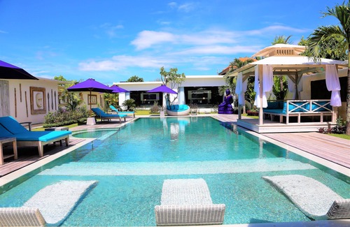Sunset Road Villa | STUNNING 8 BEDROOM FULL STAFFED MODERN PROPERTY, 2 HUGE PRIVATE POOLS, CATERING