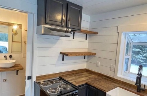 Thompson Falls RV Rental | Stunning 9.3 acres riverfront w electric- near Quinn’s Hotsprings!
