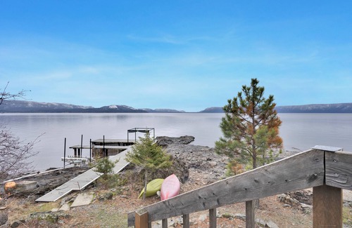 Sagle Cabin | Stunning A-Frame Retreat on Lake Pend Oreille – Sagle, Idaho