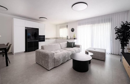 Kiryat Ata Apartment | Stunning and new 3-BR apartment