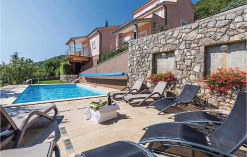 Sucici Apartment | Stunning Apartment In Moscenicka Draga