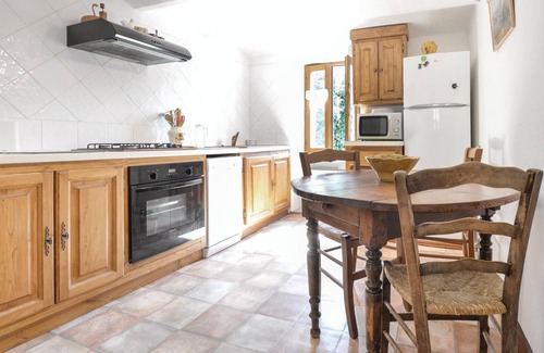 Calcatoggio Apartment | Stunning apartment in Calcatoggio