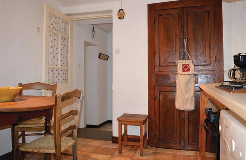 Calcatoggio Apartment | Stunning apartment in Calcatoggio