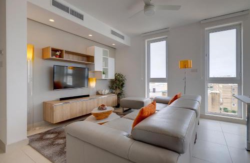 Ta' Xbiex Apartment | Stunning Apartment in a Central Location with Views